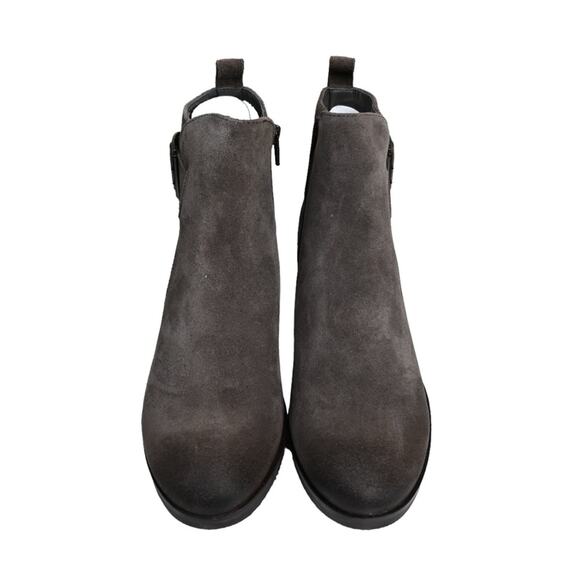 Clarks Womens 10 Mila Charm Suede Bootie in Taupe Gray Suede NEW - Picture 3 of 11